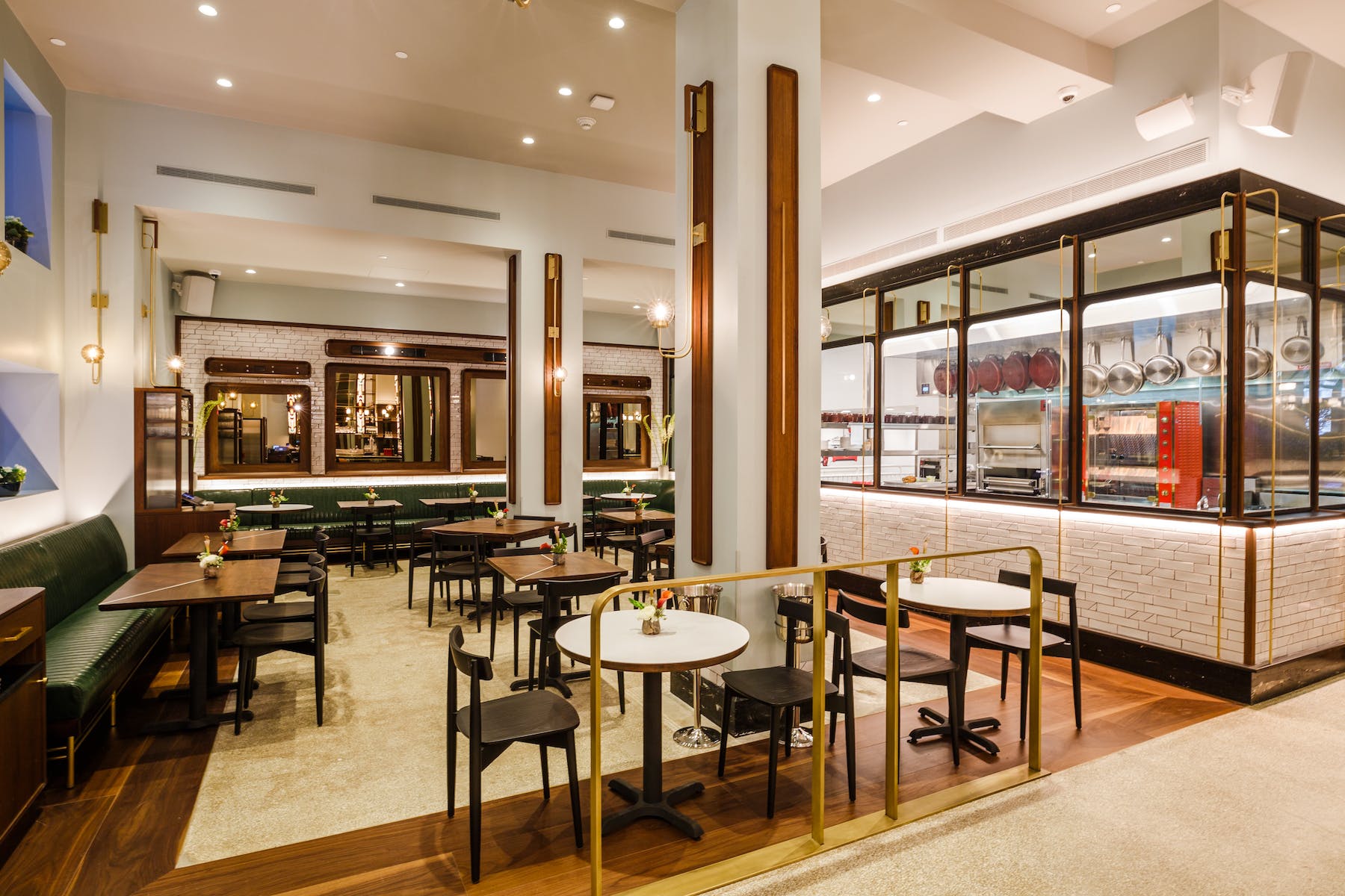 Leonelli Taberna Interior Italian Food NYC